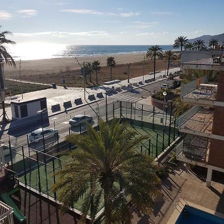 Mogaver Beach Castelldefels Apartman Kültér fotó