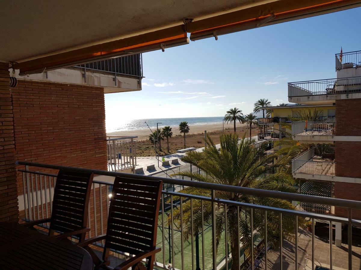 Mogaver Beach Castelldefels Apartman Kültér fotó