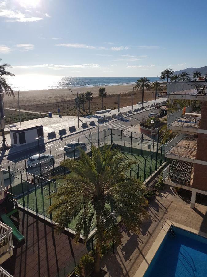 Mogaver Beach Castelldefels Apartman Kültér fotó