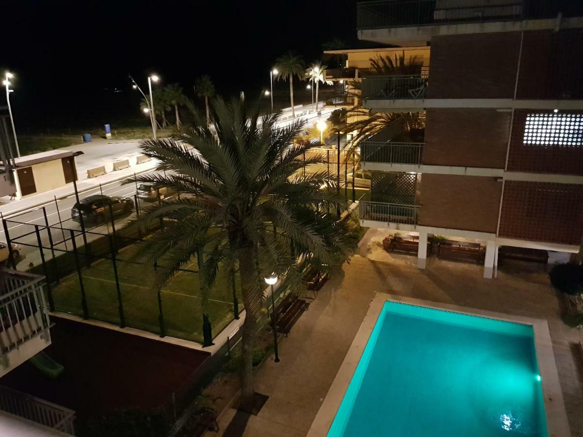 Mogaver Beach Castelldefels Apartman Kültér fotó